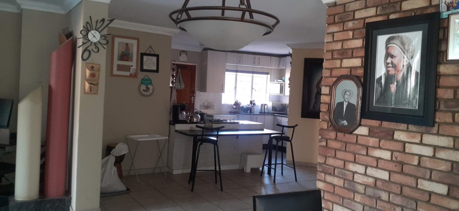 4 Bedroom Property for Sale in The Orchards Gauteng