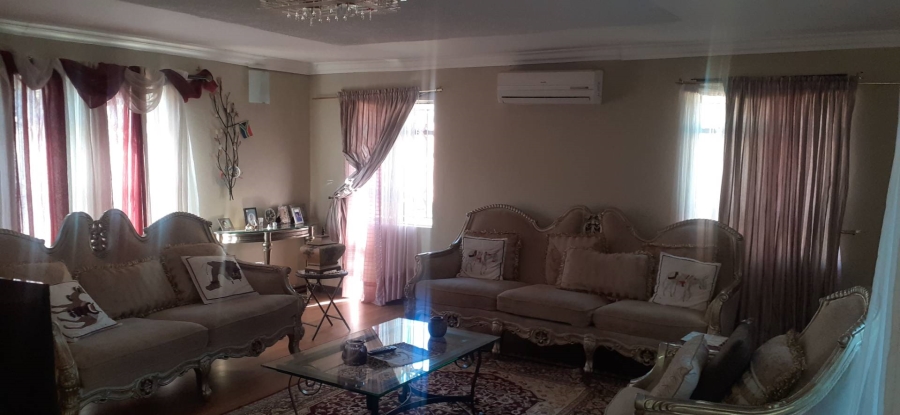 4 Bedroom Property for Sale in The Orchards Gauteng