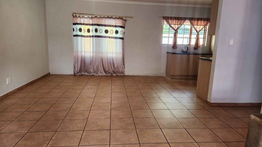 To Let 3 Bedroom Property for Rent in Theresa Park Gauteng