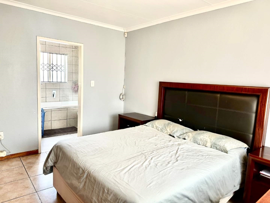 3 Bedroom Property for Sale in Cosmo City Gauteng