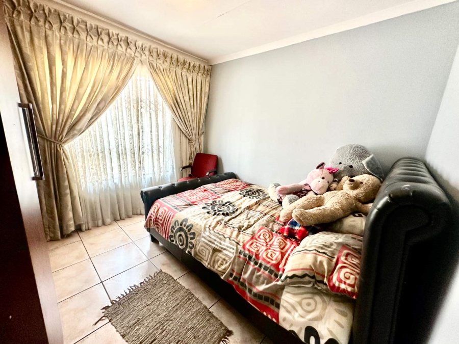 3 Bedroom Property for Sale in Cosmo City Gauteng