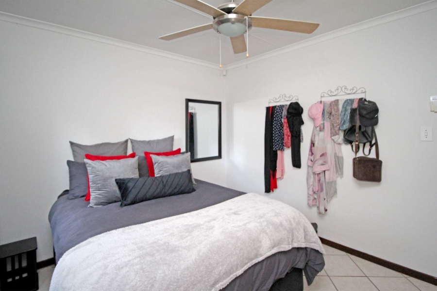 2 Bedroom Property for Sale in Moreleta Park Gauteng