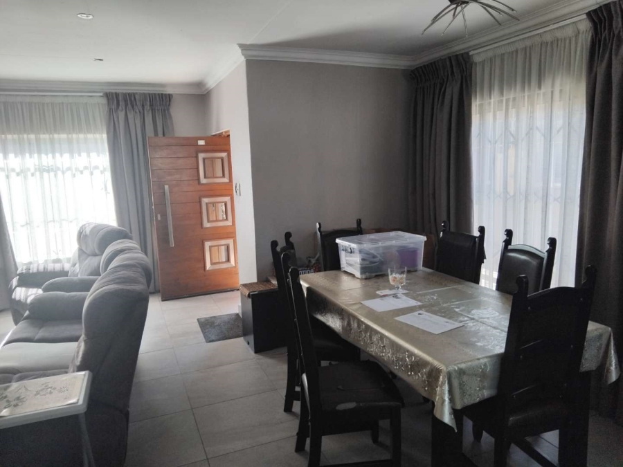 4 Bedroom Property for Sale in Winchester Hills Gauteng