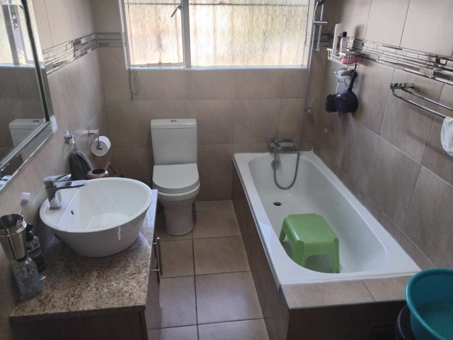 4 Bedroom Property for Sale in Winchester Hills Gauteng