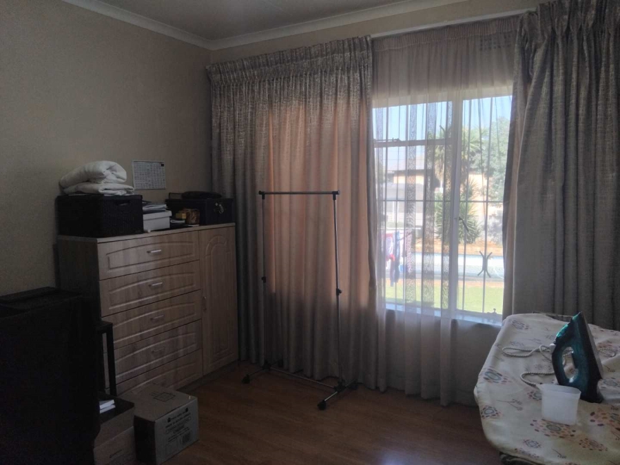 4 Bedroom Property for Sale in Winchester Hills Gauteng