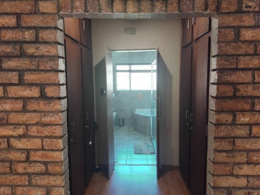 4 Bedroom Property for Sale in Winchester Hills Gauteng