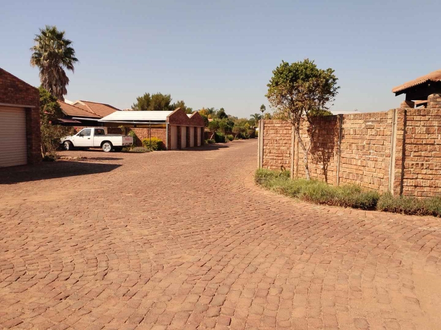 2 Bedroom Property for Sale in Hercules Gauteng