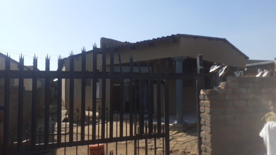 3 Bedroom Property for Sale in Windmill Park Gauteng