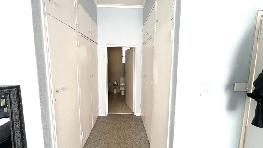 3 Bedroom Property for Sale in Verwoerdpark Gauteng