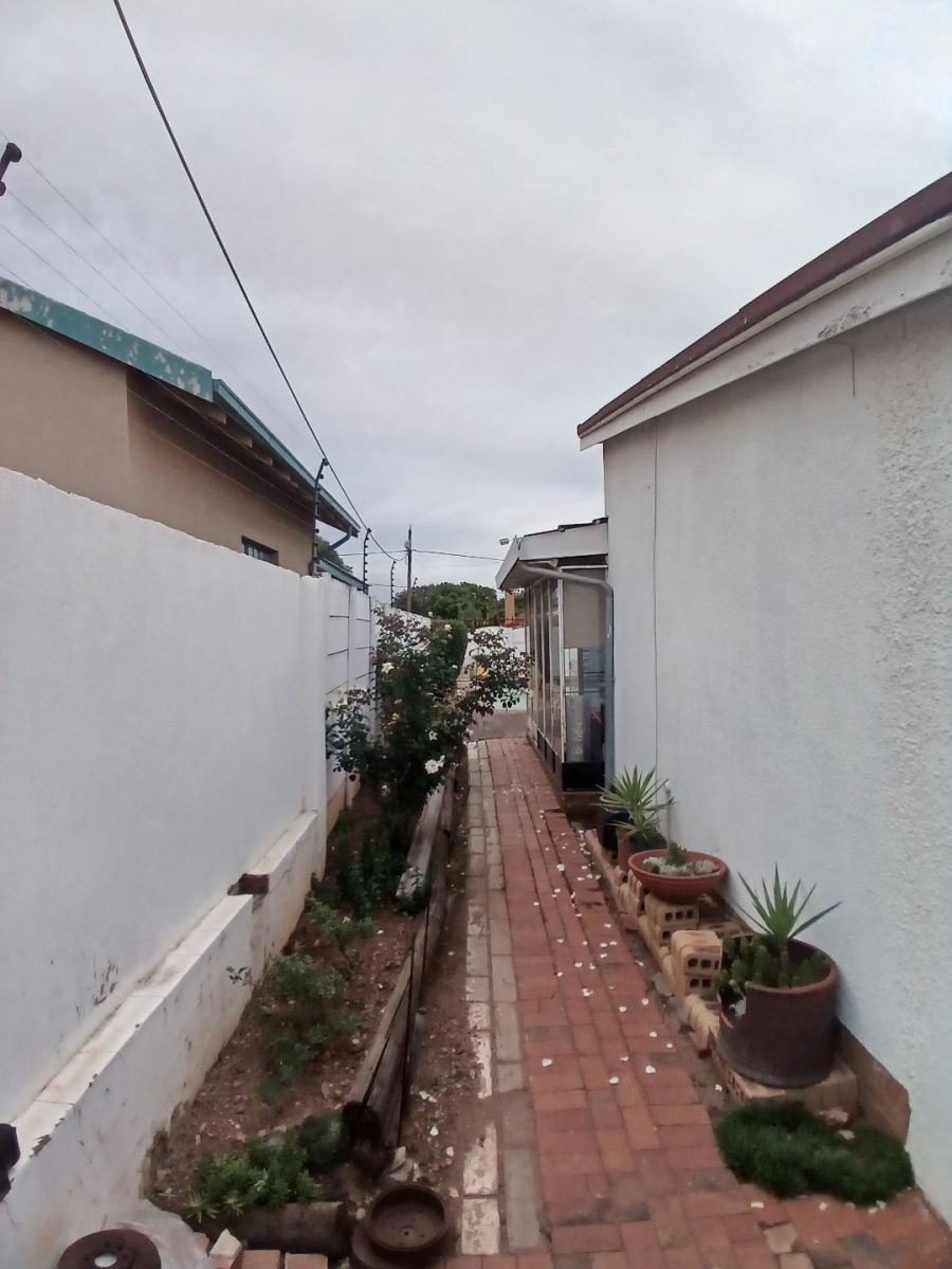 3 Bedroom Property for Sale in Sophiatown Gauteng