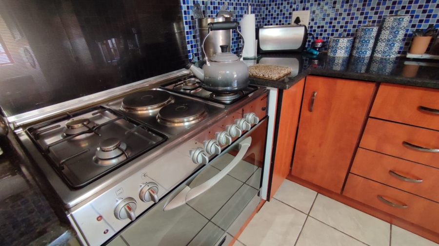 4 Bedroom Property for Sale in Eldo Village Estate Gauteng