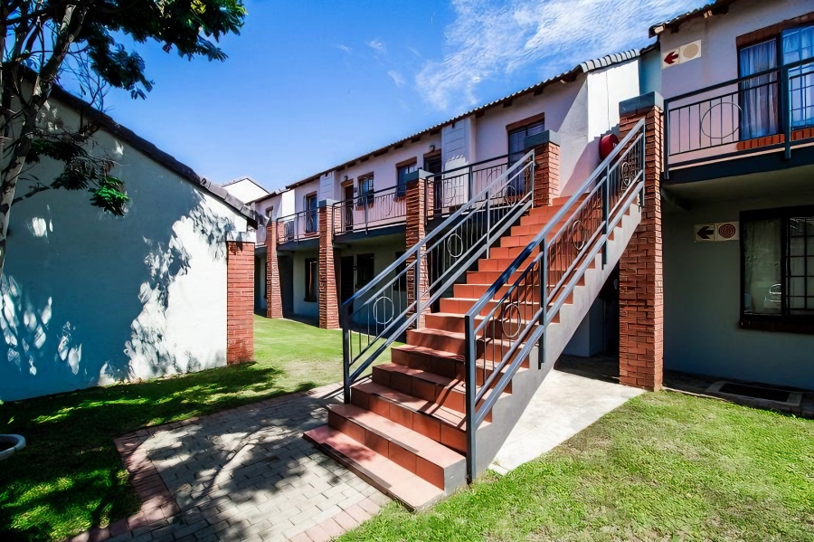 2 Bedroom Property for Sale in Mooikloof Ridge Gauteng