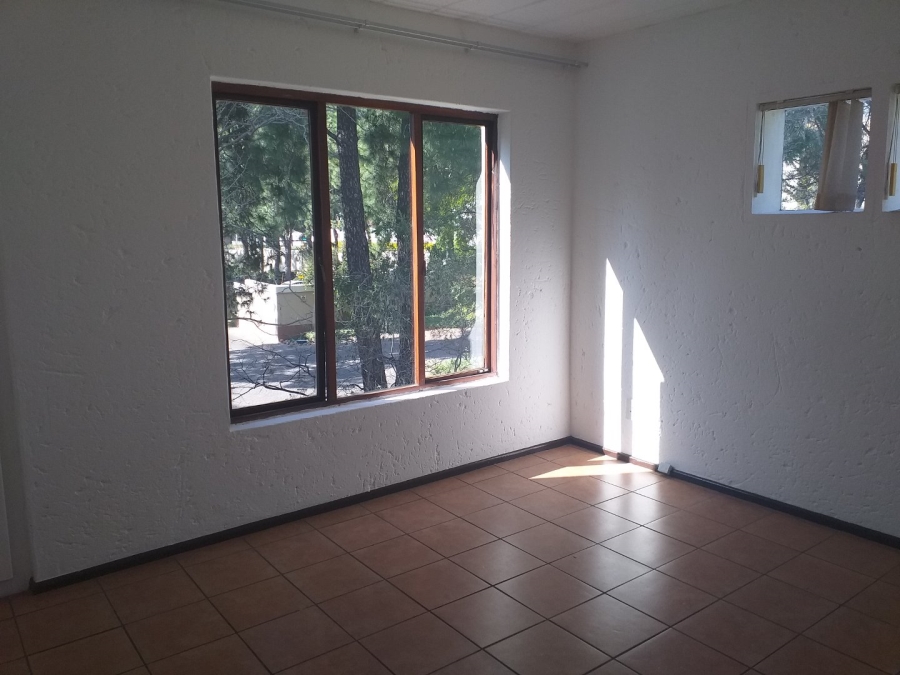 2 Bedroom Property for Sale in Bryanston Gauteng