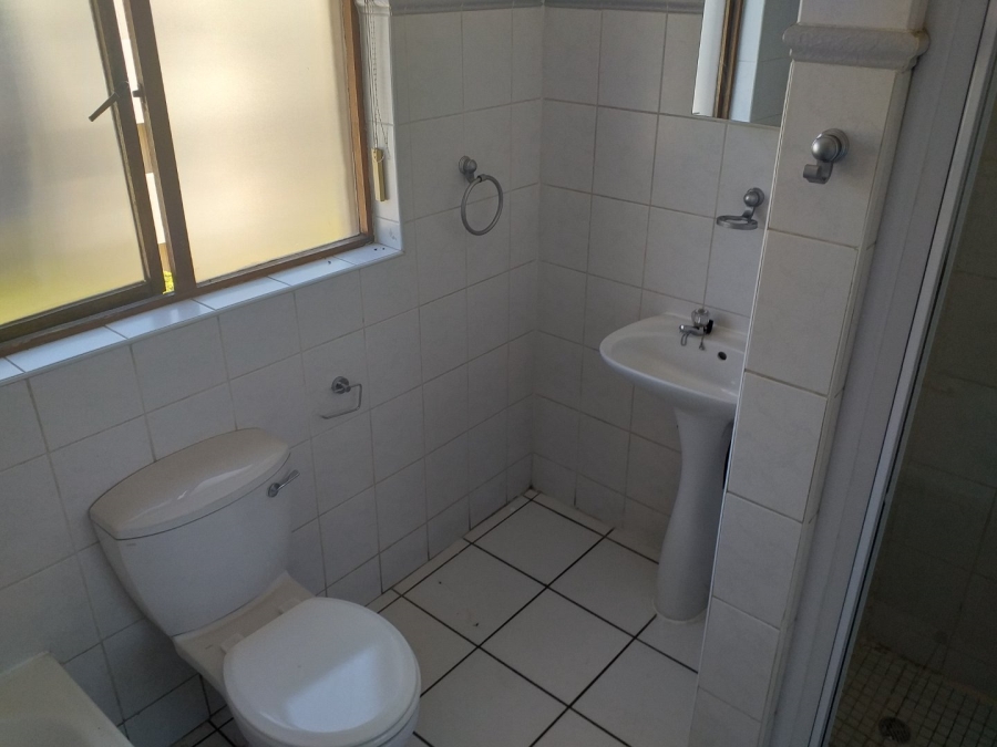 2 Bedroom Property for Sale in Bryanston Gauteng