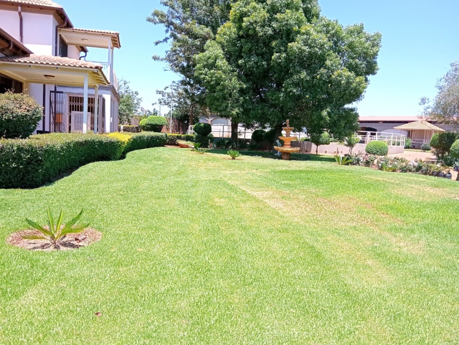  Bedroom Property for Sale in Tiegerpoort Gauteng