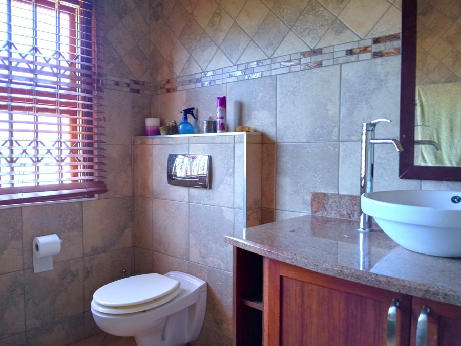  Bedroom Property for Sale in Tiegerpoort Gauteng