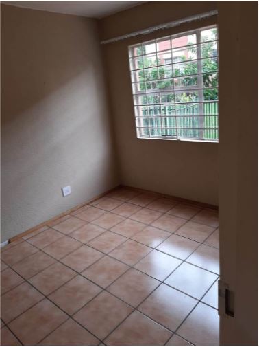 1 Bedroom Property for Sale in Castleview Gauteng