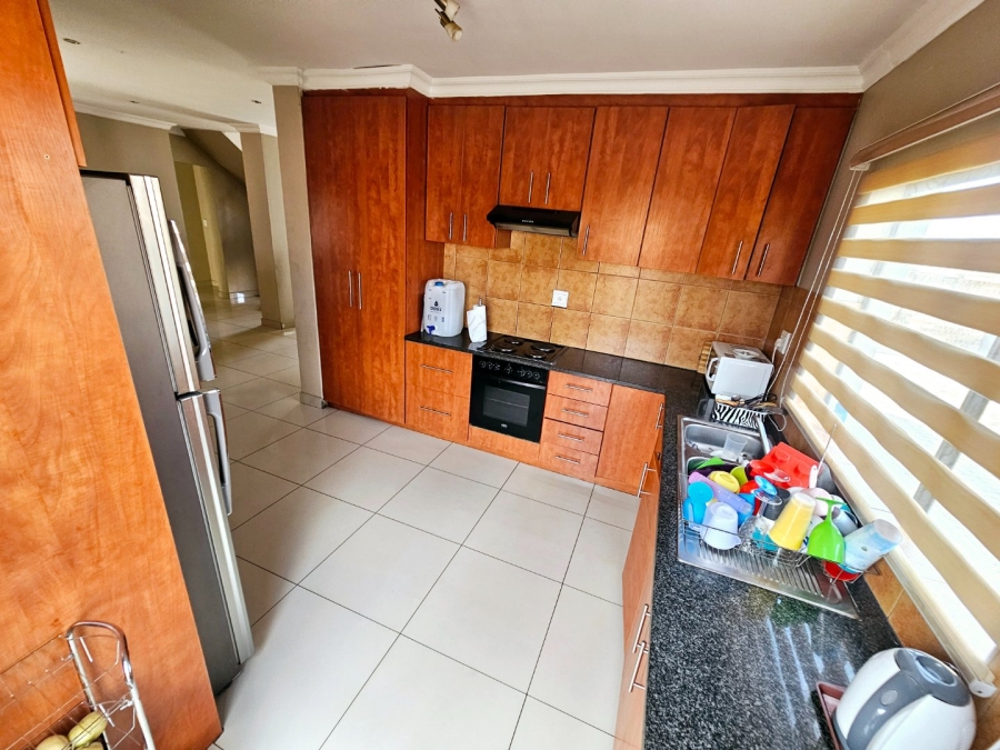 To Let 3 Bedroom Property for Rent in Silver Stone Country Estate Gauteng