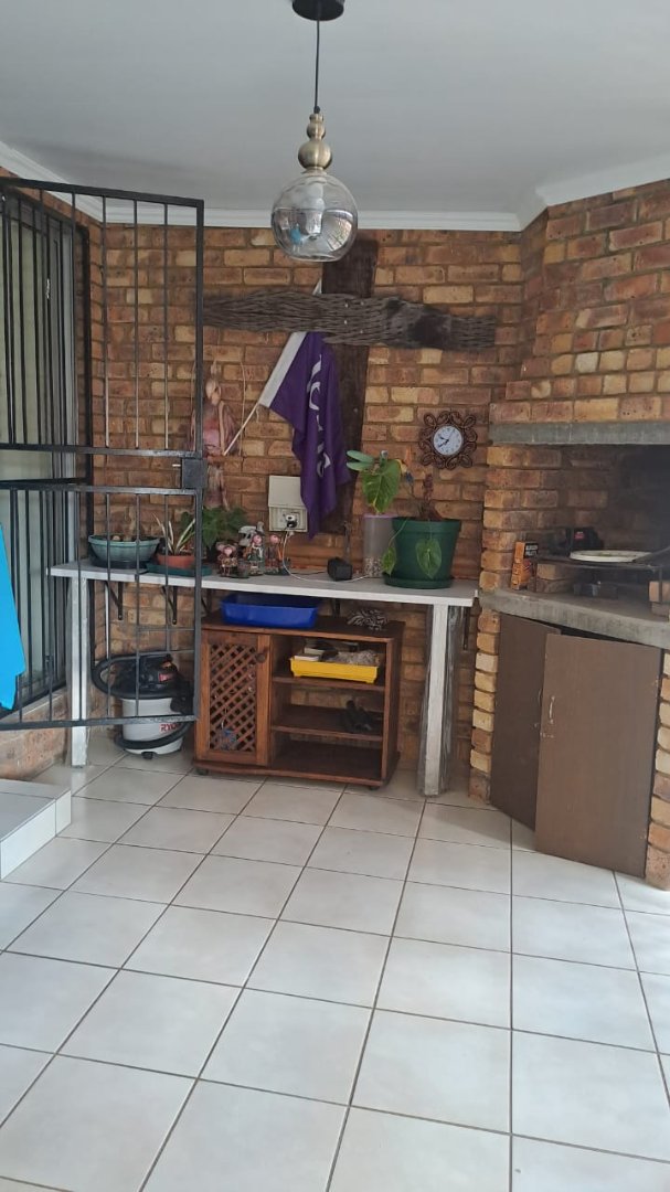 3 Bedroom Property for Sale in Florauna Gauteng