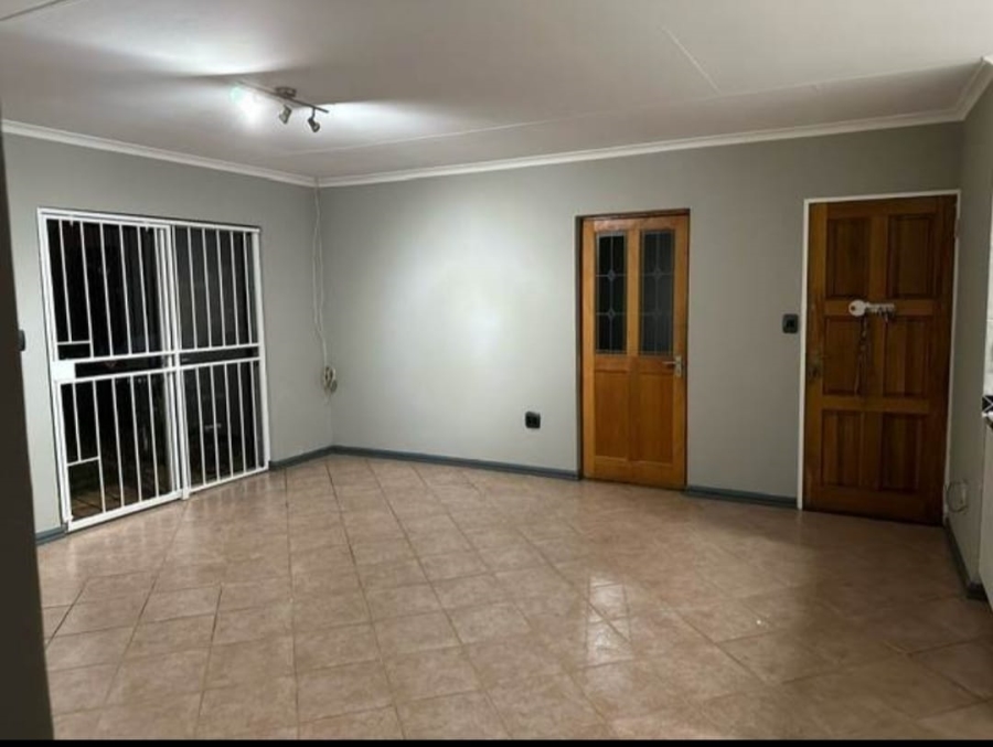 2 Bedroom Property for Sale in Elardus Park Gauteng