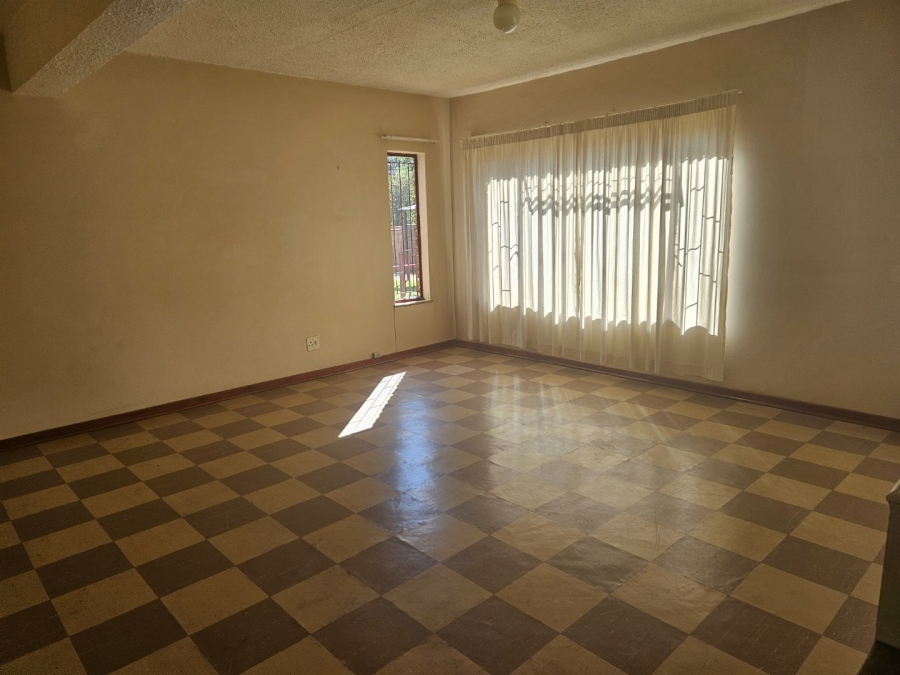 To Let 2 Bedroom Property for Rent in Elardus Park Gauteng