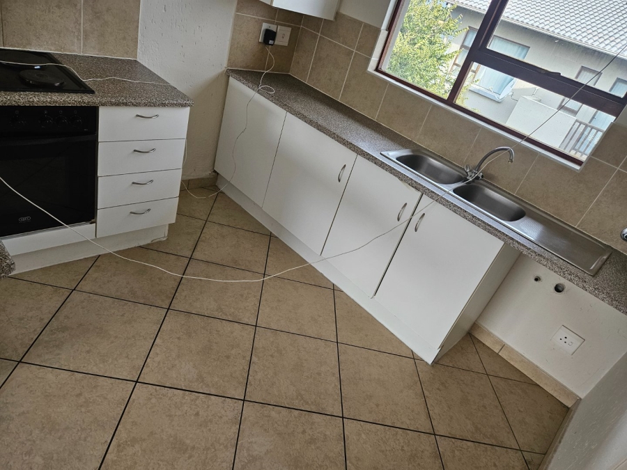 2 Bedroom Property for Sale in Eveleigh Gauteng