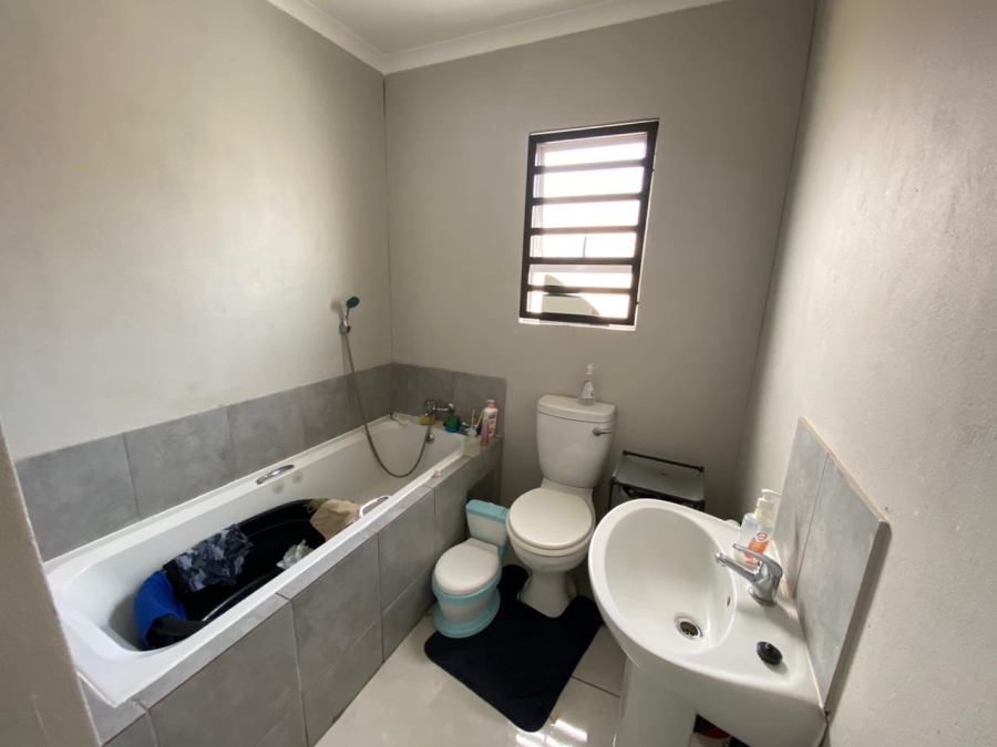 3 Bedroom Property for Sale in Crystal Park Gauteng