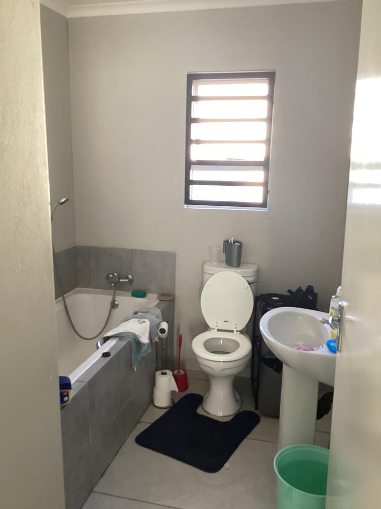 3 Bedroom Property for Sale in Crystal Park Gauteng