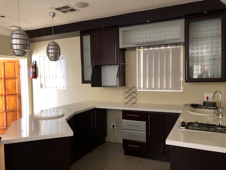 4 Bedroom Property for Sale in Fleurdal Gauteng