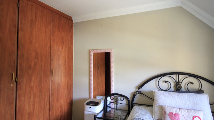 3 Bedroom Property for Sale in Die Wilgers Gauteng