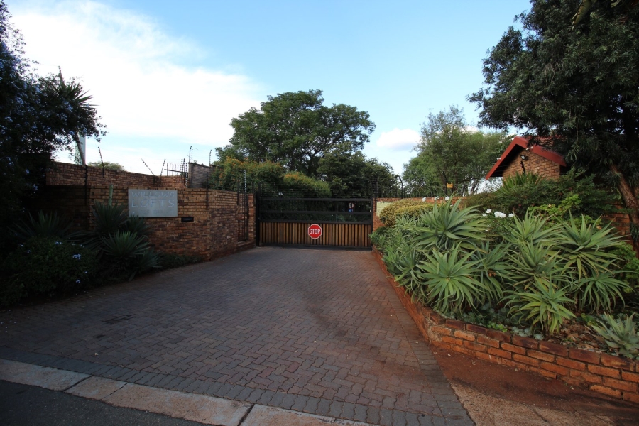 3 Bedroom Property for Sale in Die Wilgers Gauteng