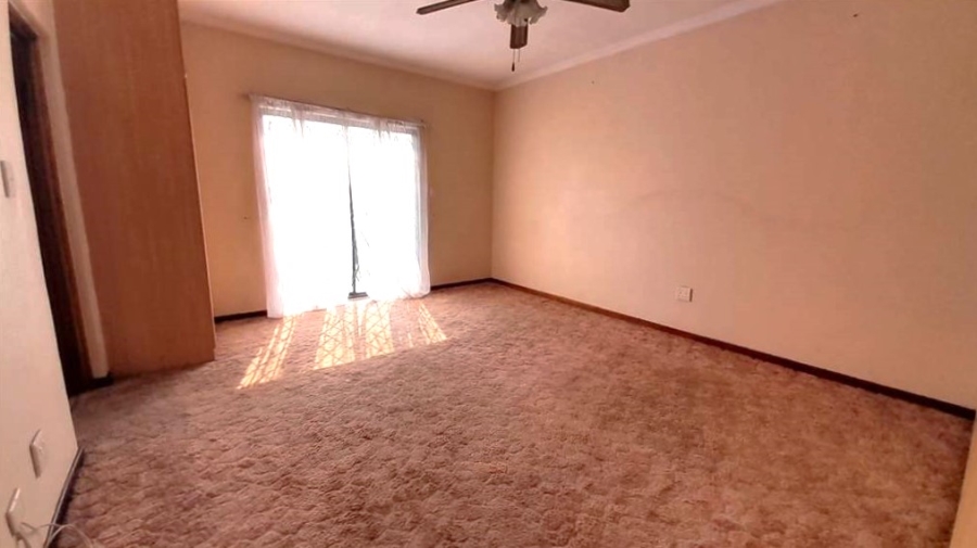 To Let 4 Bedroom Property for Rent in Kyalami Gauteng