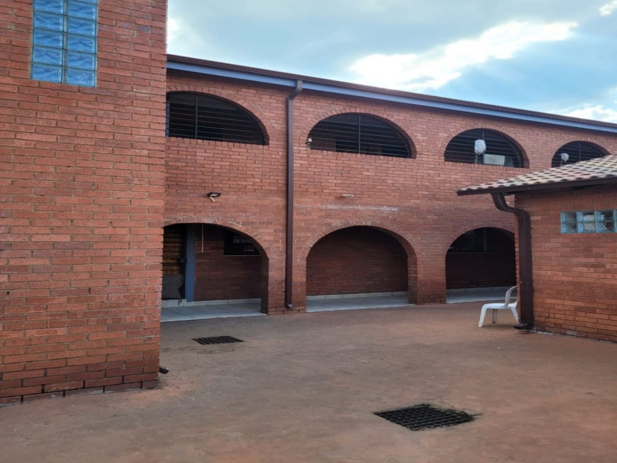  Bedroom Property for Sale in Lenasia Ext 13 Gauteng