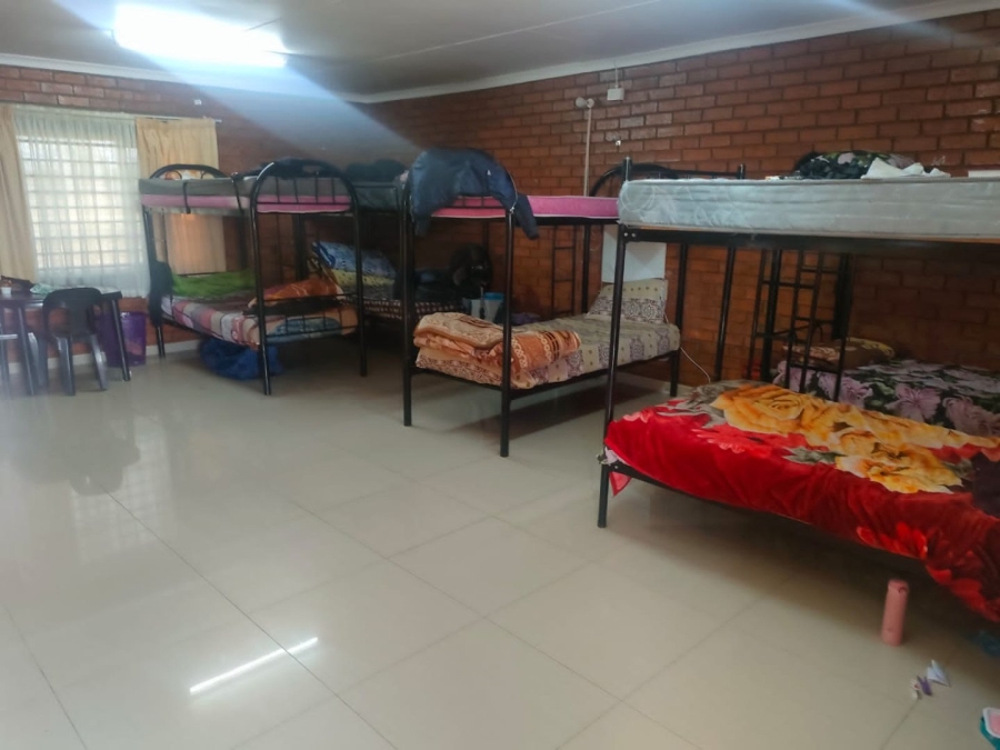  Bedroom Property for Sale in Lenasia Ext 13 Gauteng