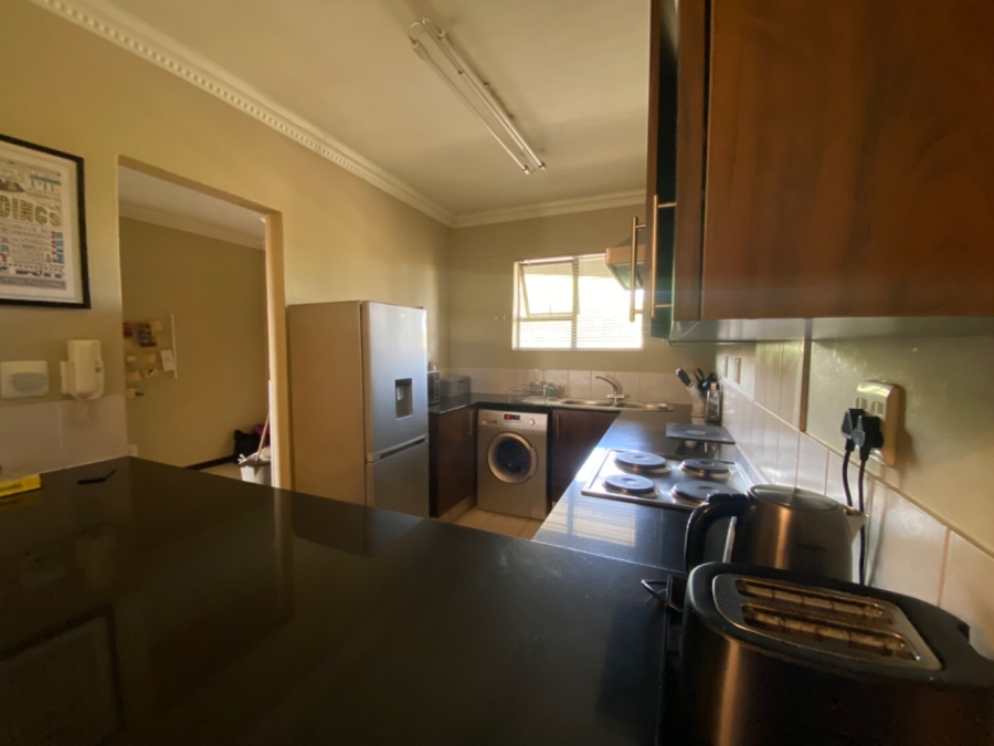 To Let 1 Bedroom Property for Rent in Sandton Central Gauteng