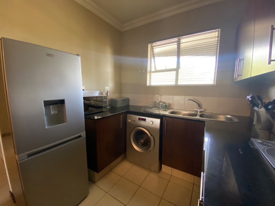 To Let 1 Bedroom Property for Rent in Sandton Central Gauteng