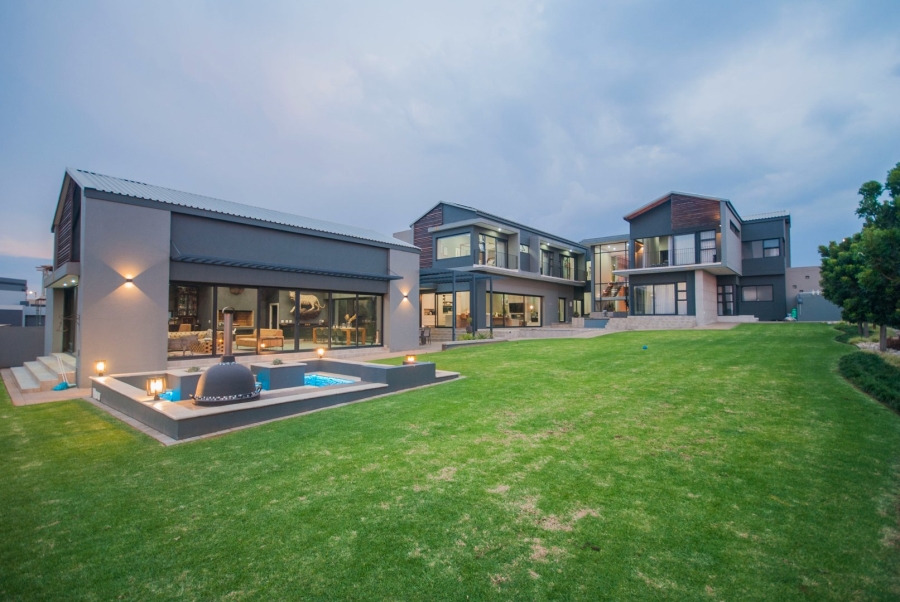 5 Bedroom Property for Sale in Midstream Ridge Gauteng