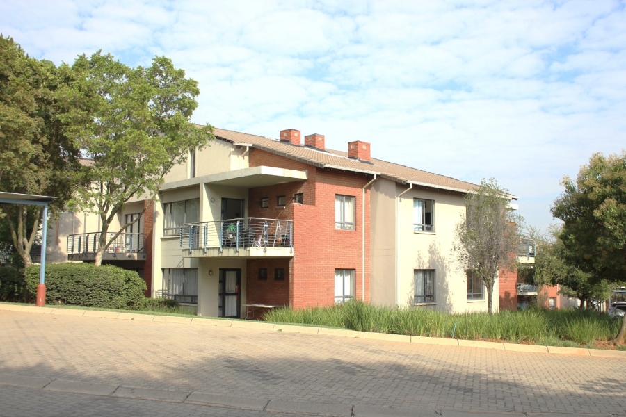 2 Bedroom Property for Sale in Roodepoort West Gauteng