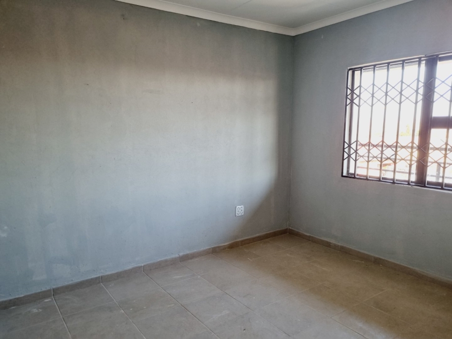 To Let 1 Bedroom Property for Rent in Vosloorus Ext 14 Gauteng