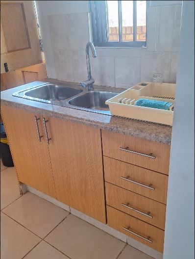 4 Bedroom Property for Sale in Soshanguve BB Gauteng