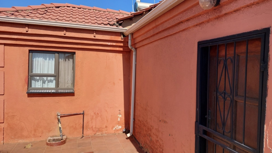 2 Bedroom Property for Sale in Vosloorus Ext 14 Gauteng