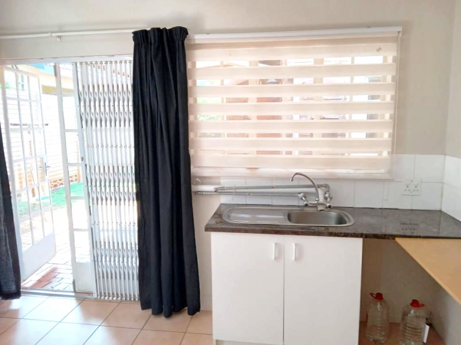 3 Bedroom Property for Sale in Strubensvallei Gauteng