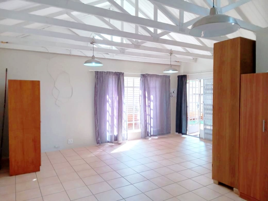 3 Bedroom Property for Sale in Strubensvallei Gauteng