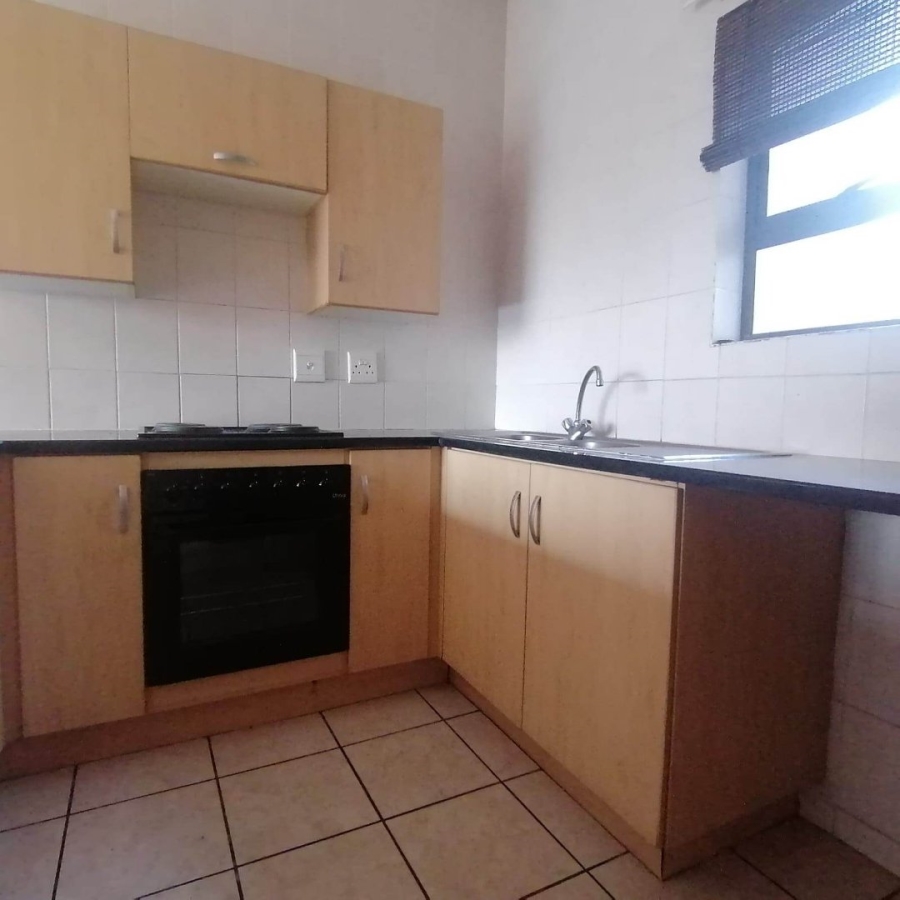 2 Bedroom Property for Sale in Pineslopes Gauteng