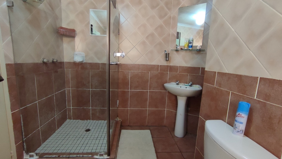 3 Bedroom Property for Sale in Wierdaglen Estate Gauteng