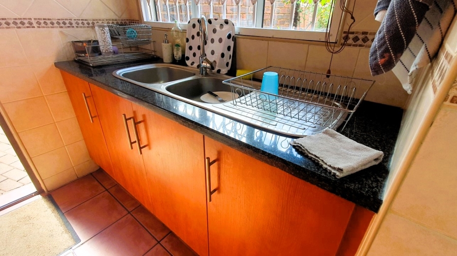 4 Bedroom Property for Sale in Elardus Park Gauteng