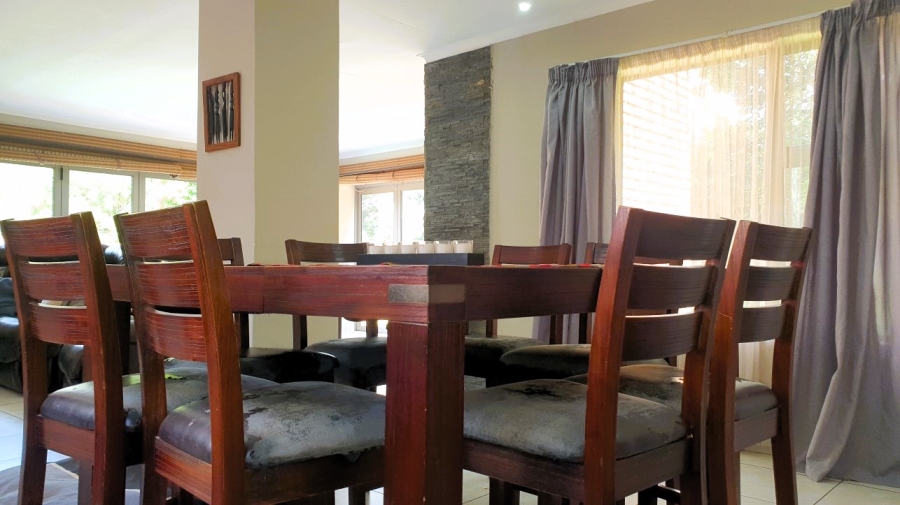 4 Bedroom Property for Sale in Elardus Park Gauteng