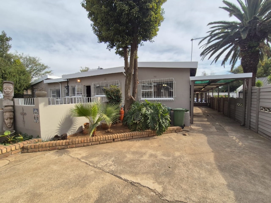 4 Bedroom Property for Sale in Randhart Gauteng