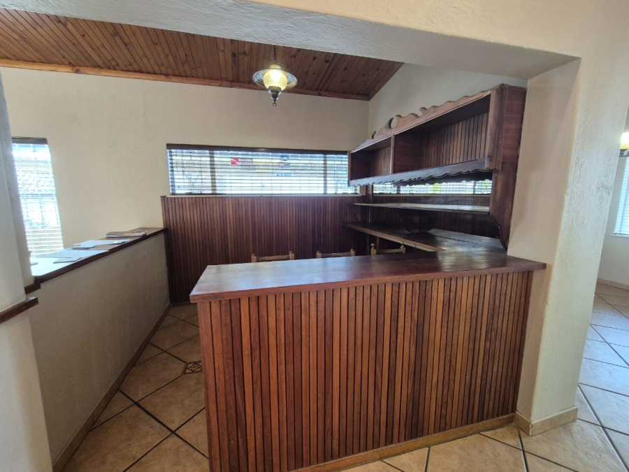 4 Bedroom Property for Sale in Randhart Gauteng