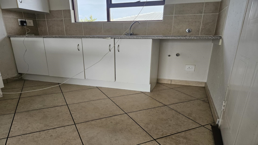 2 Bedroom Property for Sale in Eveleigh Gauteng